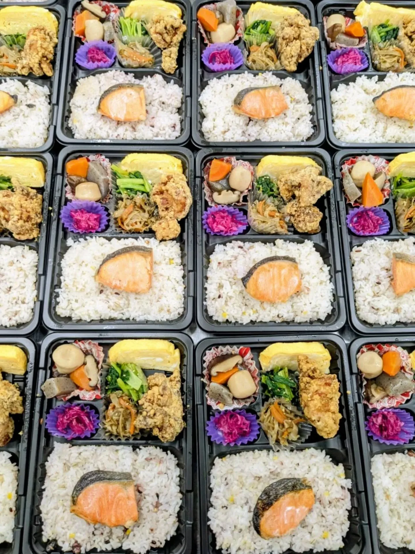イベント時の多量のお弁当、承っています。