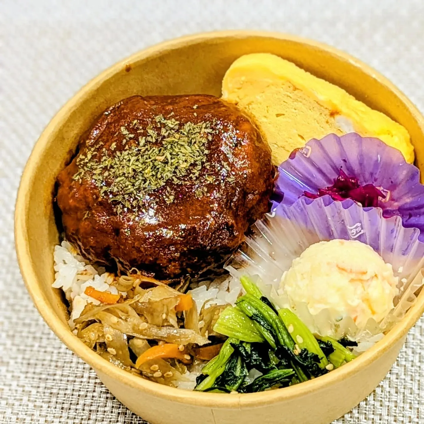 ハンバーグ弁当のご紹介です🍱