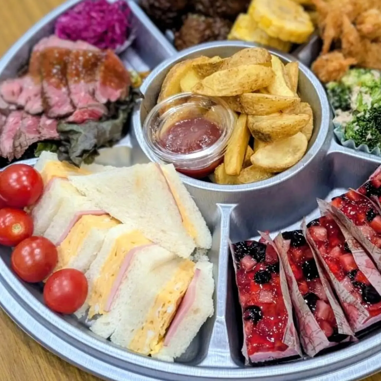 先日ご注文いただいたオードブルの紹介です。