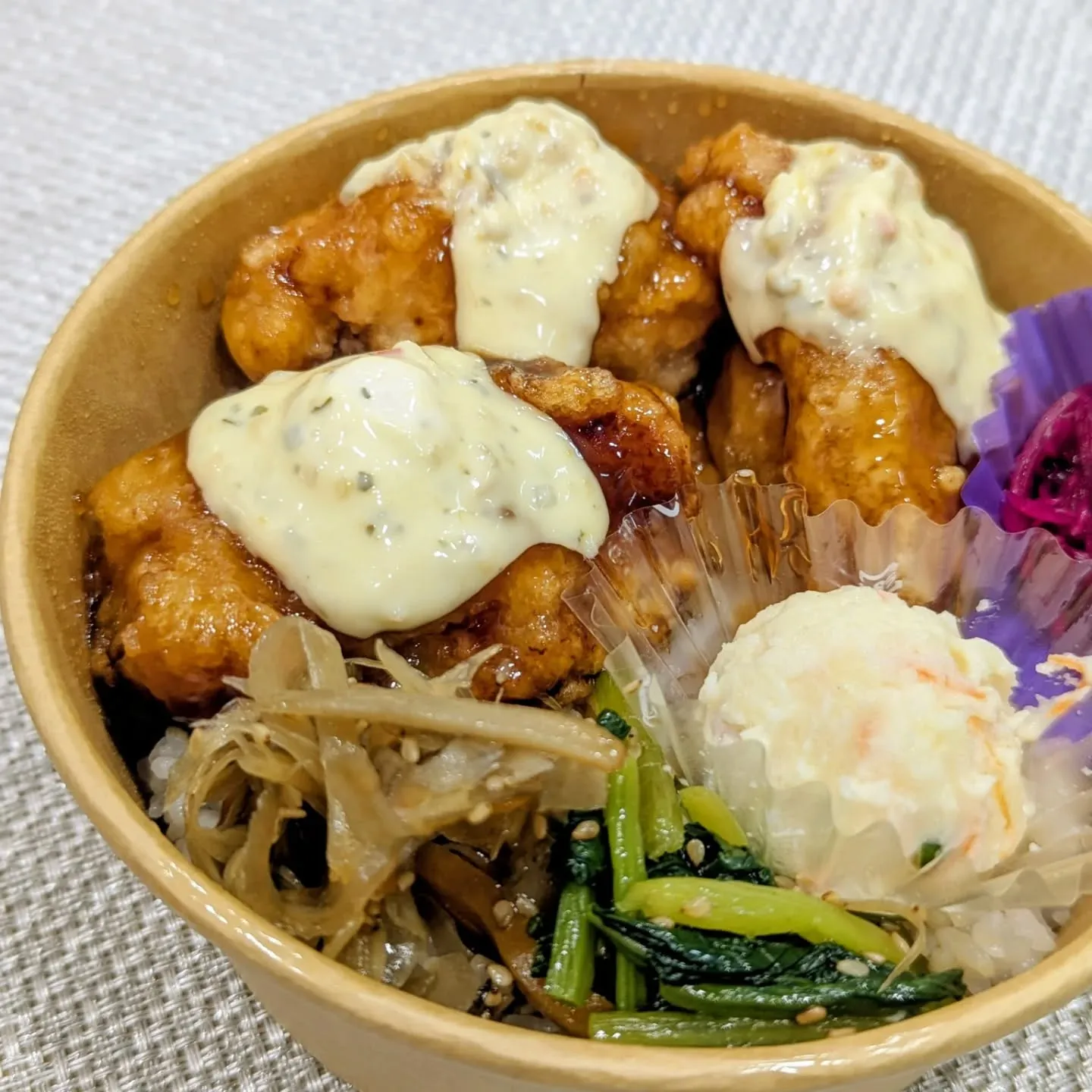 からあげ南蛮弁当（のっけ弁）の紹介です😊